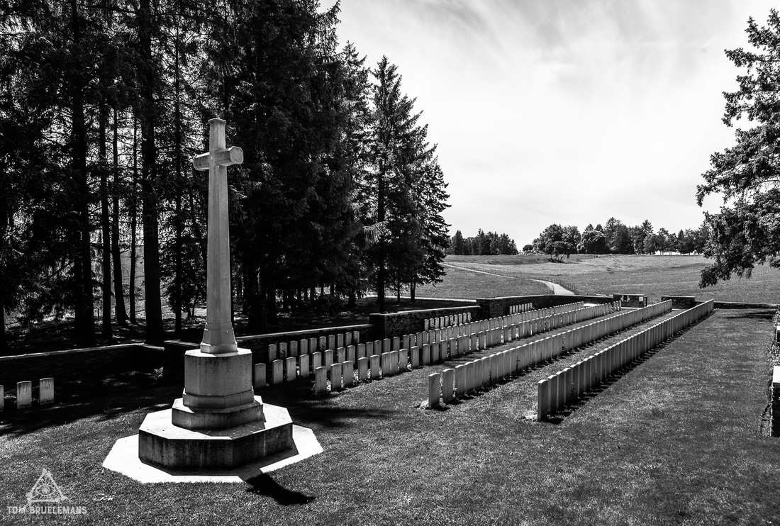 Beaumont-Hamel, Y-Ravine cemetery
