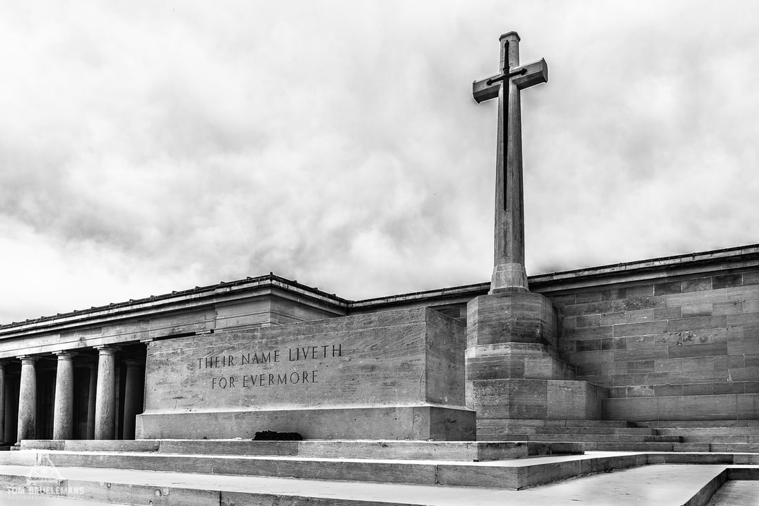 Stone of Remembrance and the cross of sacrifice at Pozières British Cemetery